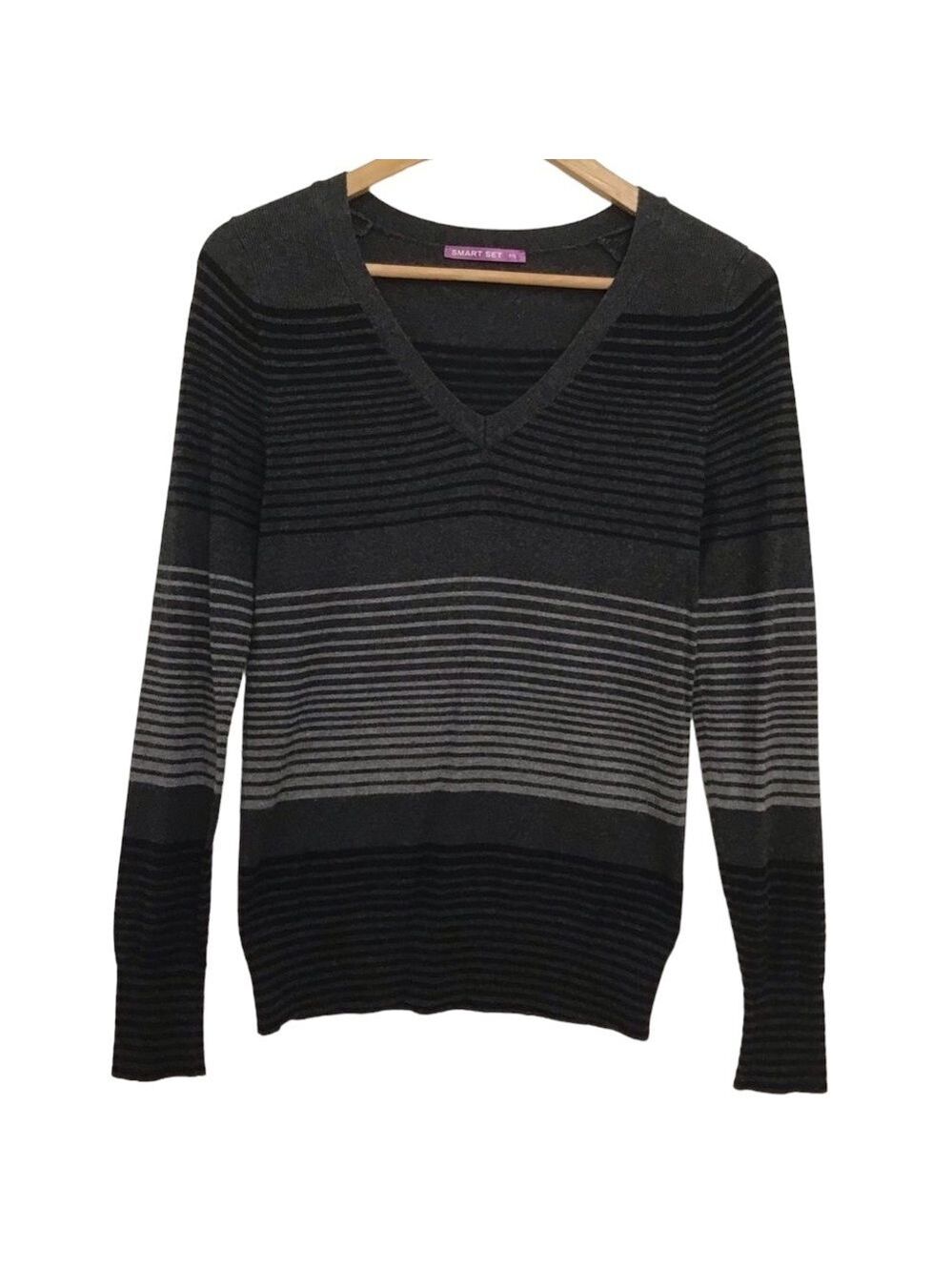 Y2k V-neck soft knit sweater small striped grey tones smart Set small